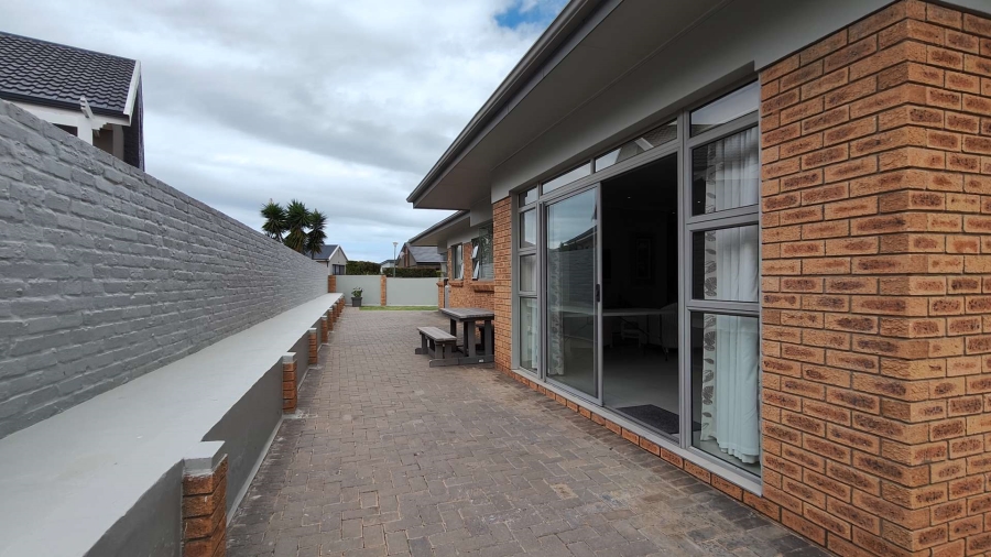 3 Bedroom Property for Sale in Monte Christo Western Cape